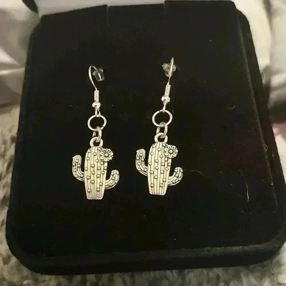 Danielle Jewelry - Handcrafted adorable 🌵 earrings Nickle Free!
